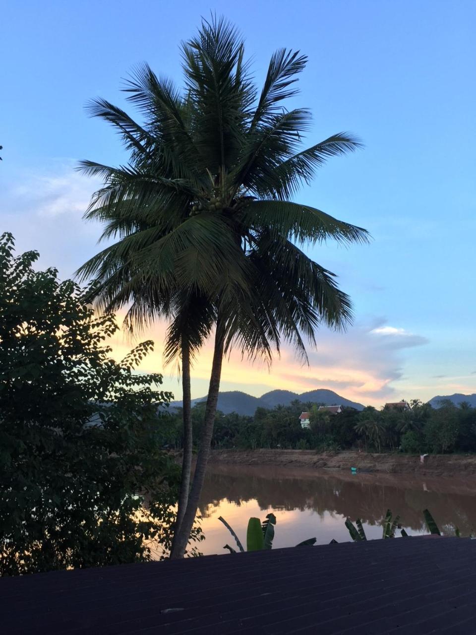 Mao Phasok Riverside Guesthouse Luang Prabang Ngoại thất bức ảnh