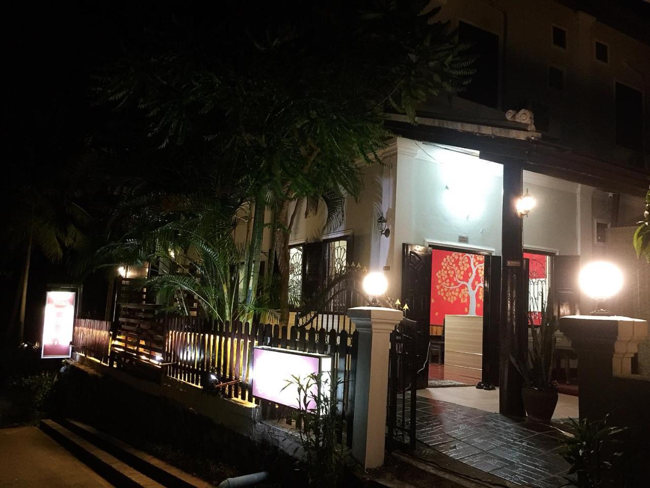 Mao Phasok Riverside Guesthouse Luang Prabang Ngoại thất bức ảnh