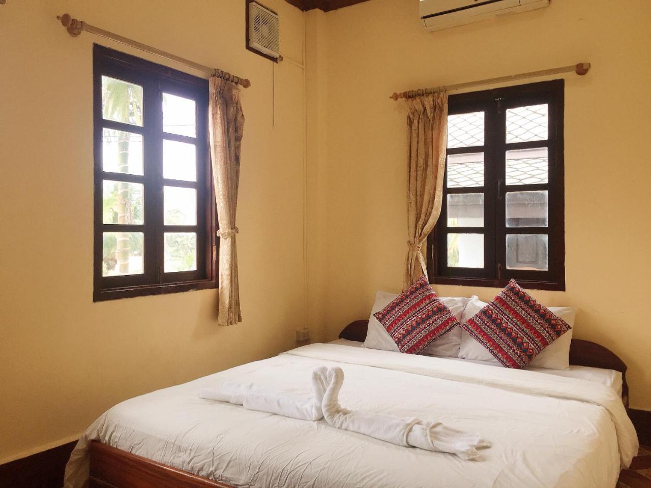 Mao Phasok Riverside Guesthouse Luang Prabang Ngoại thất bức ảnh