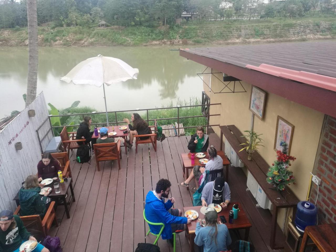 Mao Phasok Riverside Guesthouse Luang Prabang Ngoại thất bức ảnh
