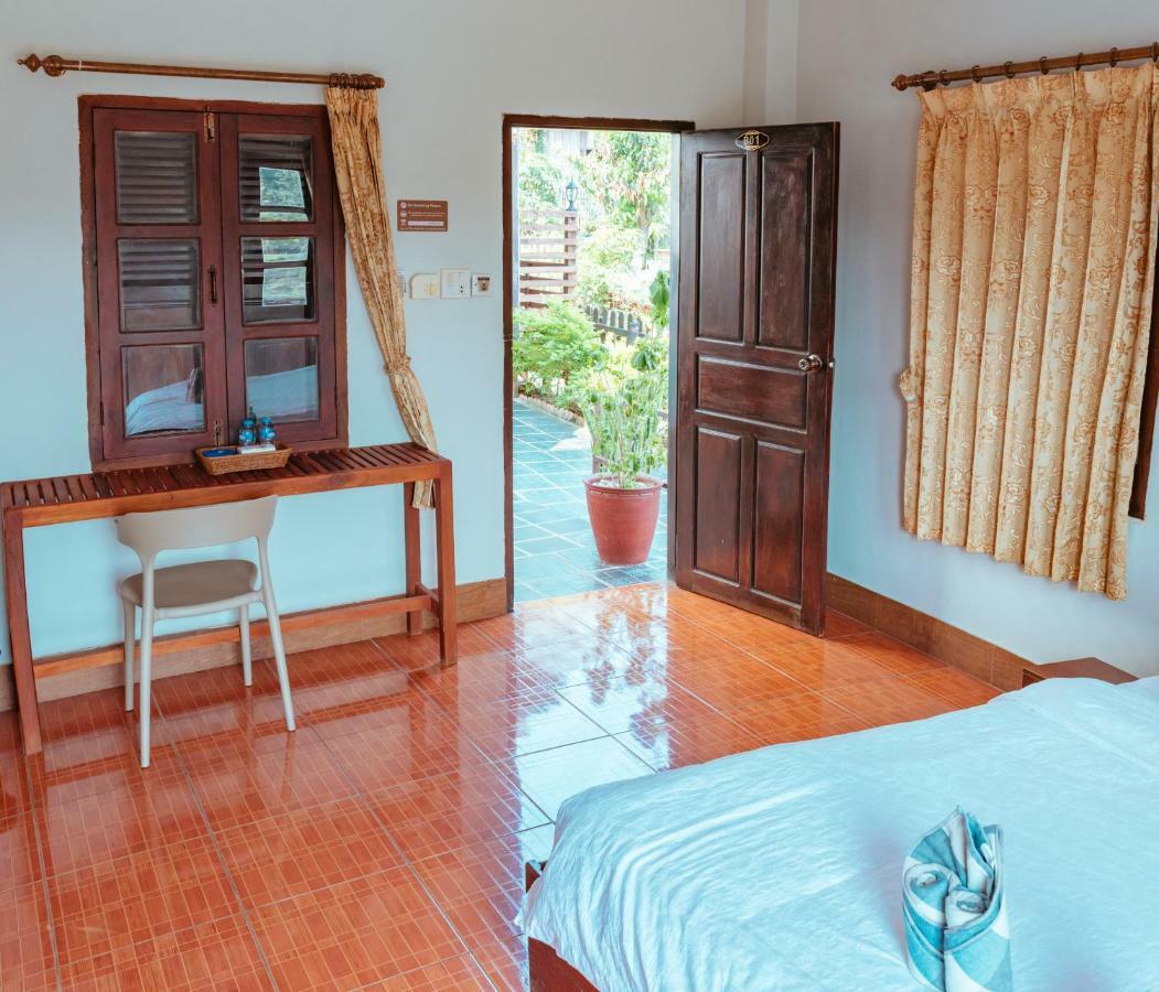 Mao Phasok Riverside Guesthouse Luang Prabang Ngoại thất bức ảnh