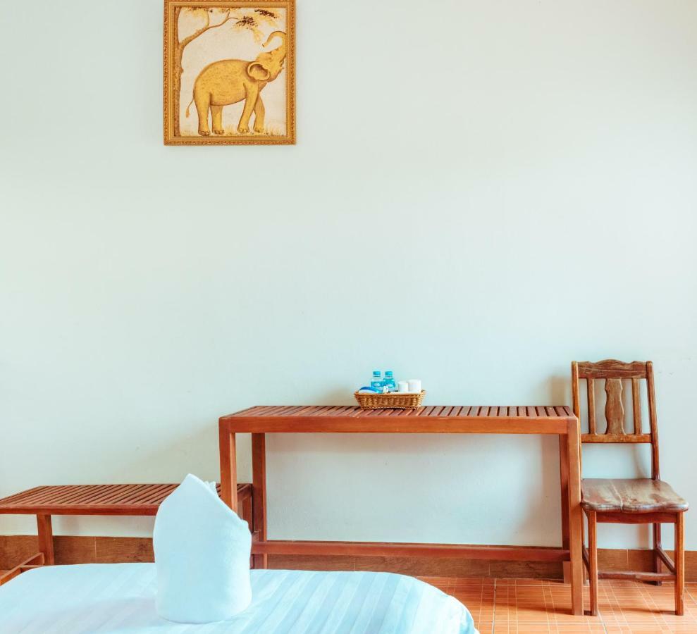 Mao Phasok Riverside Guesthouse Luang Prabang Ngoại thất bức ảnh
