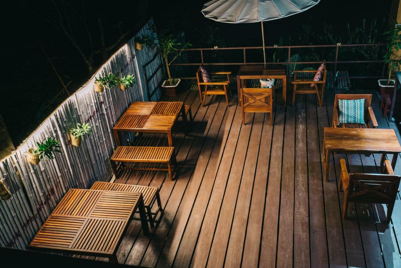 Mao Phasok Riverside Guesthouse Luang Prabang Ngoại thất bức ảnh