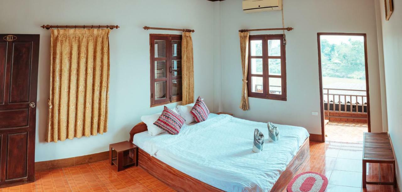 Mao Phasok Riverside Guesthouse Luang Prabang Ngoại thất bức ảnh